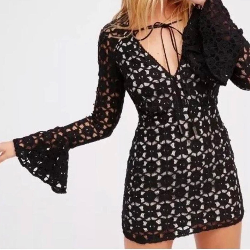 Free People Black Crochet Lace Mini Dress – Size 0 – Bell Sleeve – Boho